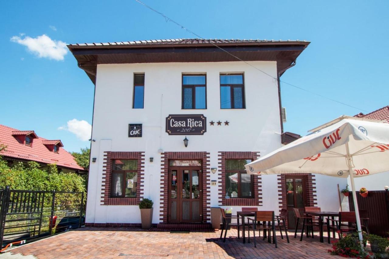Pensiunea Casa Rica Кэлимэнешти Экстерьер фото